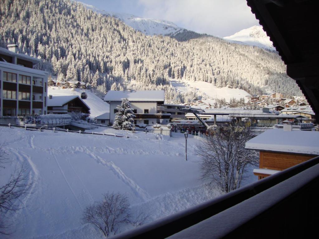 Hotel Garni Senn Sankt Anton am Arlberg Habitación foto